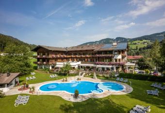 Hotel Haflingerhof has Balcony rooms