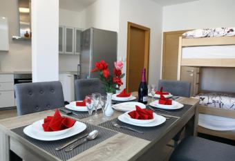 Charming San Simon Beach Apartment JN has Balcony rooms