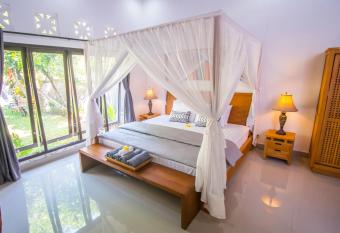 Gede House Tejakula has Balcony rooms