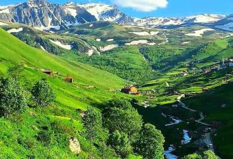 Uzung  l Ensar Da   Evi has Balcony rooms