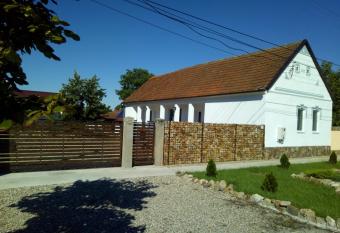 Casa Ago - Guest House has Balcony rooms