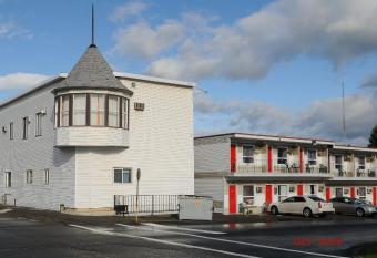 Almo Court Motel has Balcony rooms