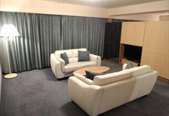 Green Rich Hotel Nishitetsu Ohashi Ekimae has Smoking rooms