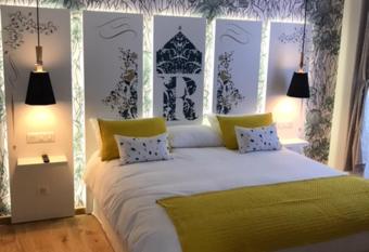 Le Riche By Sebastien Rath allows 18 year olds to book a room