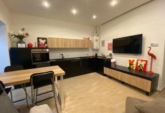 B&b Pavia allows 18 year olds to book a room