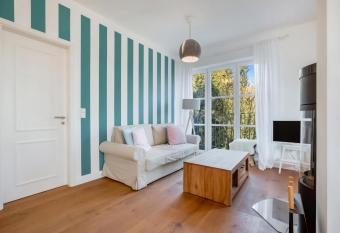 Ferien Hohes Elbufer - FeWo has Balcony rooms