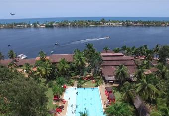 Hotel Coucoue Lodge has Balcony rooms