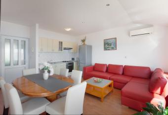 Apartmani Panorama has Balcony rooms