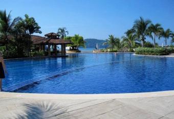 CR Luxury, Los Sue  os Veranda Condos has Balcony rooms