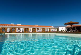 Monte do Zeca has Balcony rooms