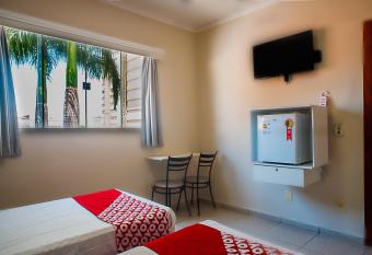 OYO Cerrado Hotel, Campo Grande allows 18 year olds to book a room