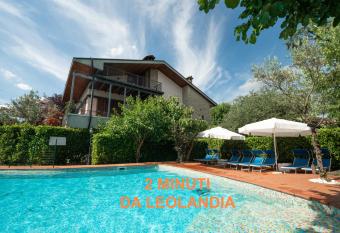 B&B Family First has rooms with a private hot tub