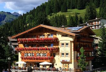 Hotel Garni San Nicol   has Balcony rooms