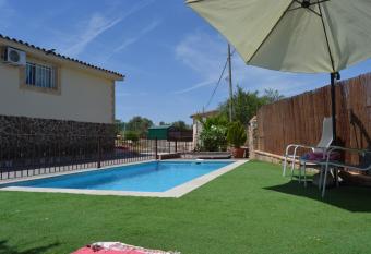 Casa Rural la Finca has Balcony rooms