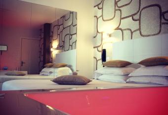 Hotel Villa Rose has Balcony rooms