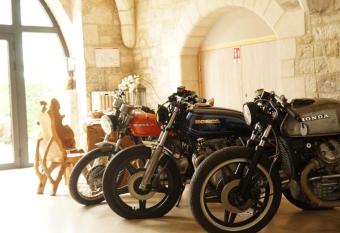 L abbaye Saint Michel has Balcony rooms