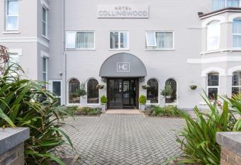 Hotel Collingwood BW Signature Collection allows 18 year olds to book a room