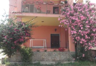 Il Mandorleto has Balcony rooms