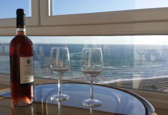 Caviclum allows 18 year olds to book a room