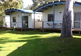 Edgewater Holiday Park has Balcony rooms