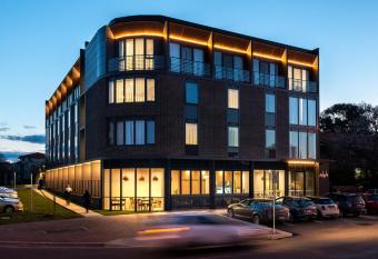 Abode Kingston has Balcony rooms