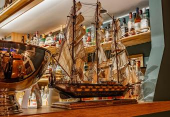 Skultuna Hotell & Konferens allows 18 year olds to book a room