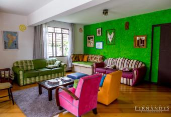 Curitiba Casa Hostel allows 18 year olds to book a room