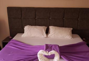 Venus Sea View Apartment has Balcony rooms