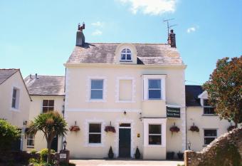 Watermead House allows 18 year olds to book a room