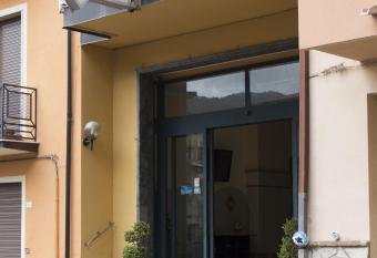 Grand Hotel Aspromonte has Smoking/Balcony rooms