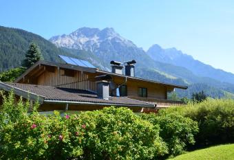 Landhaus Gertrude Eder has Balcony rooms
