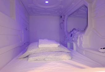 U Street Capsule Hostel has Balcony rooms