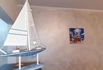 Sushy Apartment allows 18 year olds to book a room