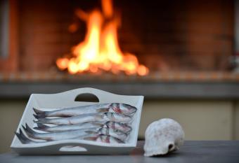 Fanis Apartment allows 18 year olds to book a room