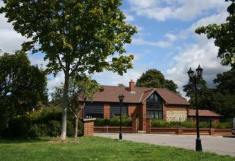 Millers House Boutique B&B has Balcony rooms