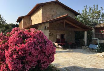 Casa de Romao has Balcony rooms