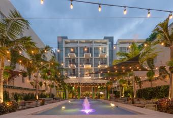 The Fairwind Hotel has Balcony rooms