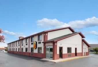 Super 8 by Wyndham Crystal Lake has Smoking rooms