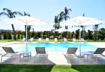 Borgo Fiorito Relais has Balcony rooms