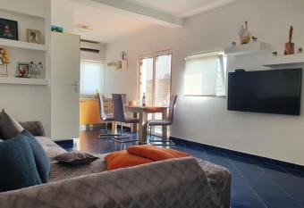 Apartmani Ankica Dekovi  i bb has Smoking/Balcony rooms