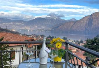 Lennolake Relax House has Balcony rooms