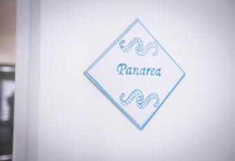 Sciabika Home - Edificio Eolie has rooms with a private hot tub