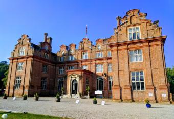 Broome Park Hotel has Balcony rooms