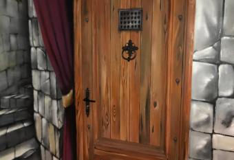 Chambre Marquis de Sade allows 18 year olds to book a room