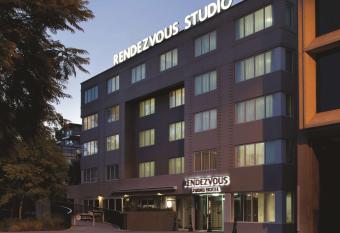 Rendezvous Hotel Perth Central allows 18 year olds to book a room