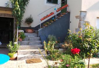 Jankoviceva cesta 19 has Balcony rooms