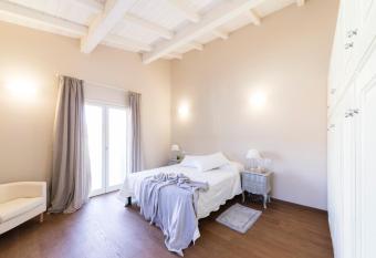 Agave in Citt   has Balcony rooms