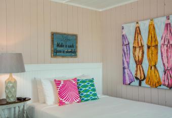 See Sea Motel has Balcony rooms