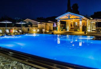 Astrakeroula Corfu has Balcony rooms