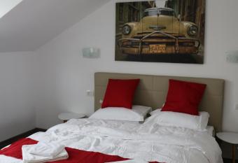 Timisoara City Apartments allows 18 year olds to book a room